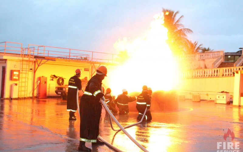 fire-service-curso-de-bombeiro-civil-rio-de-janeiro-1.jpg